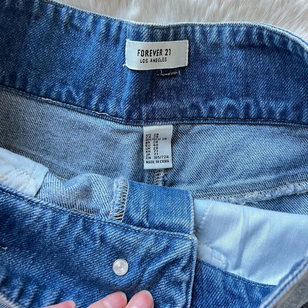 Paperbag denim shorts - Picture 3 of 3